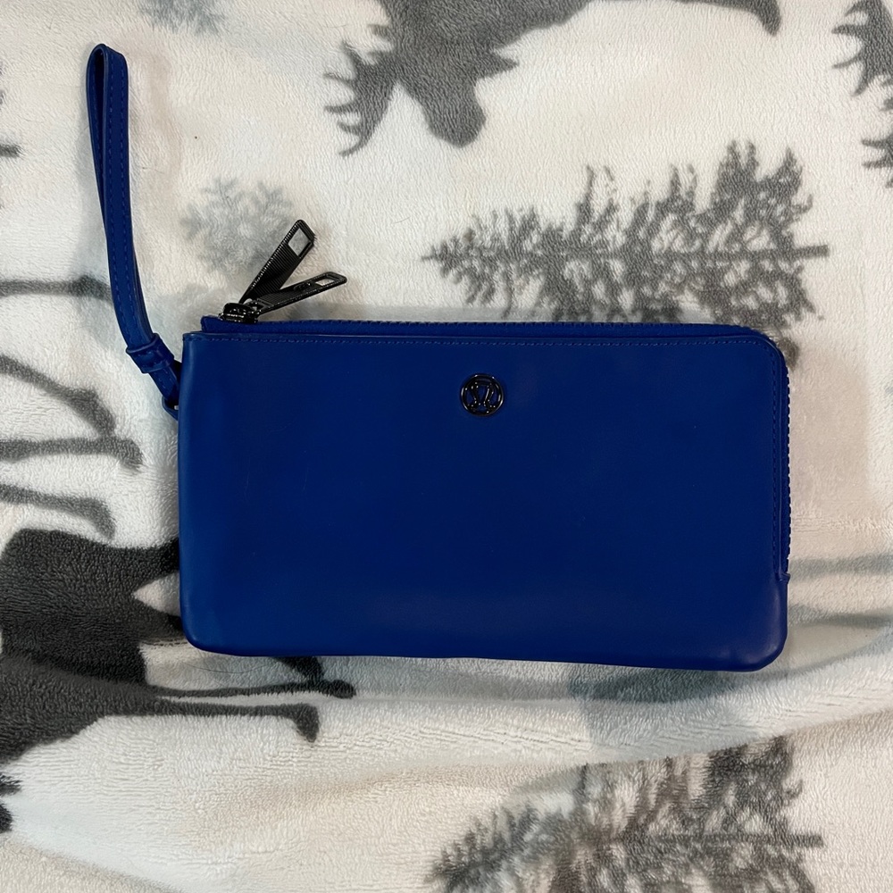 lululemon athletica Deep Blue Wristlet Card Holder